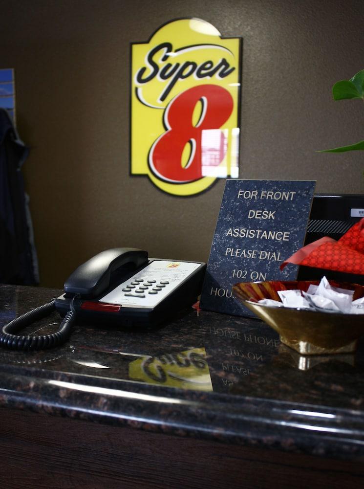 Super 8 By Wyndham ג'יימסטאון מראה חיצוני תמונה